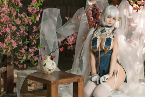 Coser小仓千代的写真套图鉴赏[2025总共27卷5GB]-图迷影像